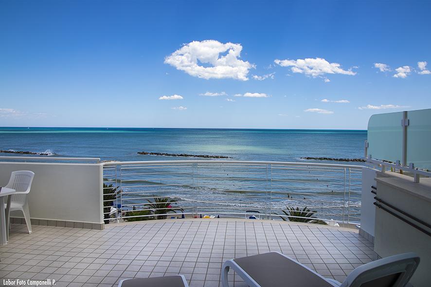 Residence Acquasuite Martinsicuro Exterior foto